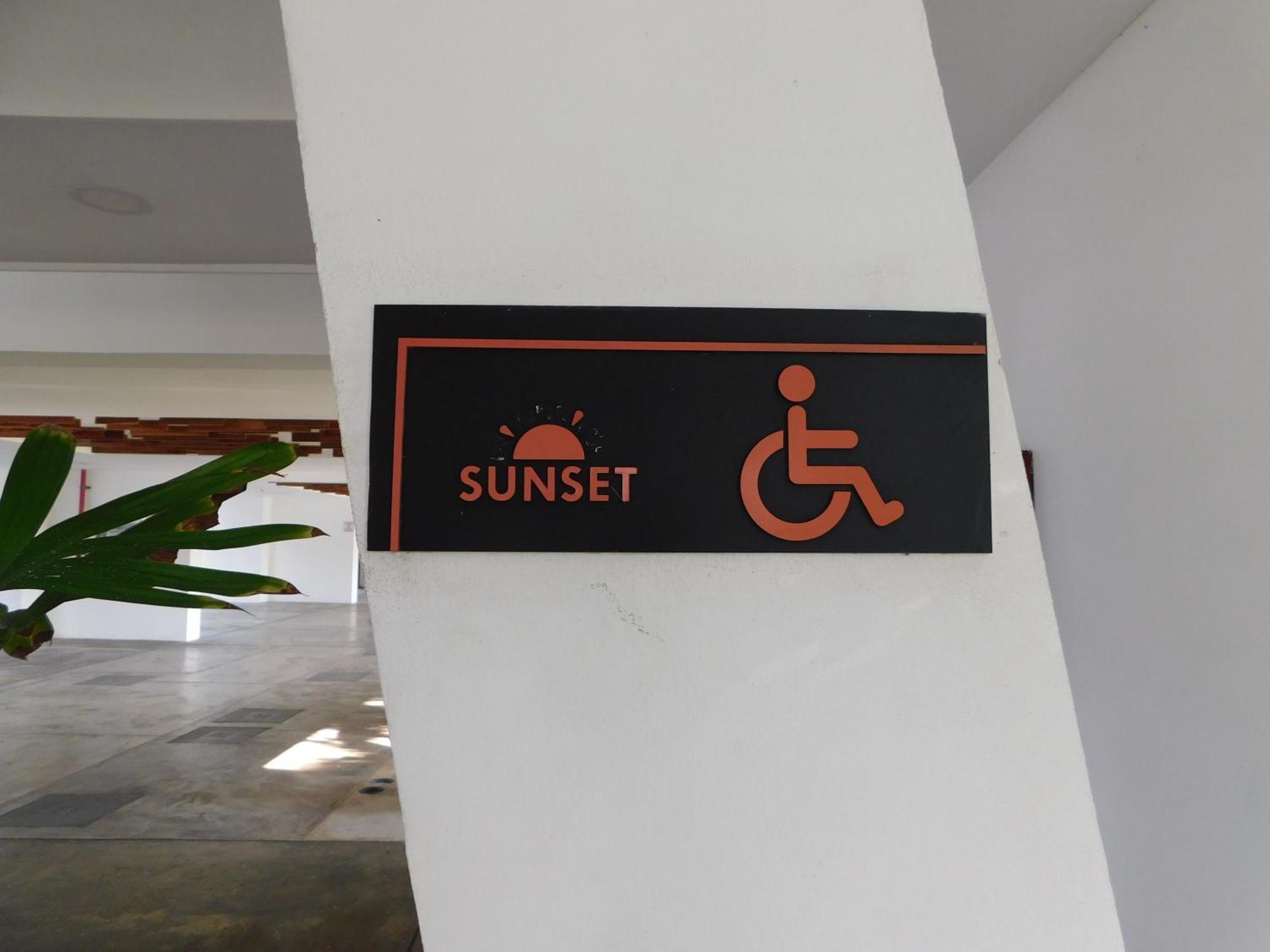 Sunset 205, Sleeps Six, Next Door To The Pool, 100M To The Beach! Jacó Zewnętrze zdjęcie